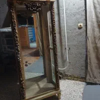 ی بوفه  کاملا تمیز  دارم