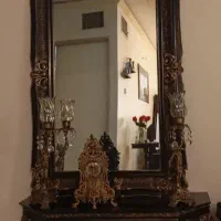 آیینه و شمعدان