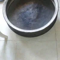 تعدادی مس و قابلمه مسی