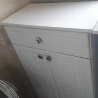 جاکفشی سفید صدفی|جاکفشی، کمد، دراور|بندر انزلی, کلیور|دیوار