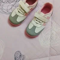 کتونی دخترانه سایز ۲۷ نوی نو اکبند