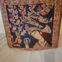پشتی های کوچک دست باف