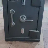 گاوصندوق 200kr خرم ضد سرقت لولا قابدار وزن220k|ابزارآلات|یزد, |دیوار