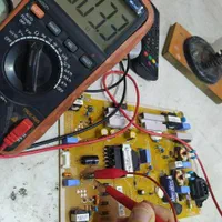 ابزار شرکتی تعمیر تلویزیون. قطعات تعمیرات مانیتور