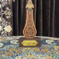 تندیس و لوح تقدیرو گالینگور