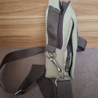 کیف دوشی نو|کیف، کفش، کمربند|کرج, ساسانی (قلمستان)|دیوار