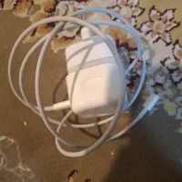 شارژر ایفون در حد نو 20 بار استفاده شده