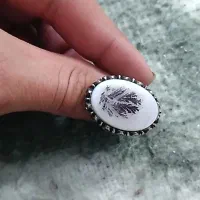 انگشتر شجر سفید