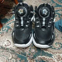 کفش ها سایز 31برای پسرم خریده مادر بزرگش کوچیکه