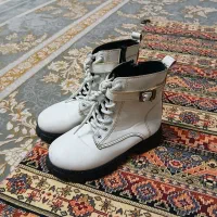 نیم بوت دخترانه سایز۳۱ کاملا سالم