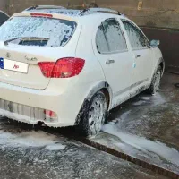 کوییک r1402 سفید مشکی(فروش و یا معاوضه فوری)