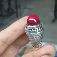 انگشتر نقره یاقوت درشت