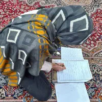 معلم خصوصی جوان ریاضی زبان