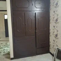 کمد دیواری و درب چوبی