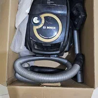 جاروبرقی مخزن دار بوش ۱۴۰۰