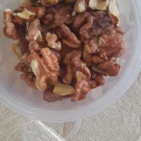 مغز گردو فروشی