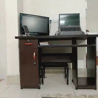 معاوضه میز تحریر و کامپیوتر