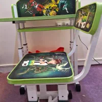 میزتحریر کودک در حد نو|میز تحریر و کامپیوتر|ری, اقدسیه|دیوار