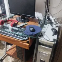 کامپیوتر ویندوز ۷ با تمام متعلقات