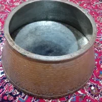 دیگ مسی حدود ۲۵ کیلو