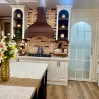 نصب کاشی و سرامیک و بین کابینتی واجر داخلی  چسبی و