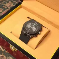 ساعت مچی ۳۰۰ تومن|ساعت|کاشمر, |دیوار