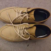 کفش چرم مصنوعی