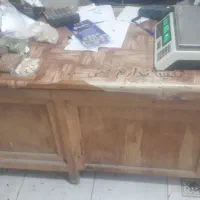 میز.قفسه وسط