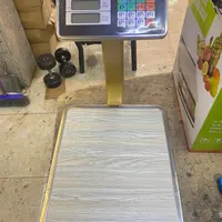 ترازو باسکولی ۶۰ کیلویی تاشو طلایی
