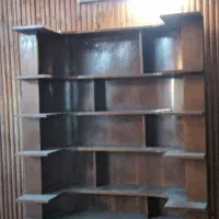 کتابخانه بسیارزیبا ومدور جادار