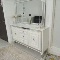 آینه کنسول و میز تی وی ست