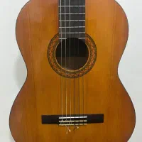 گیتار یاماها c40 پیکاپ دار اندوننزی|گیتار، بیس، امپلیفایر|میانه, |دیوار