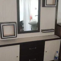 یونیت و آینه میز آرایشگاه