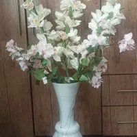 فروش گلدان و گل مصنوعی