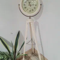 ساعت ایستاده