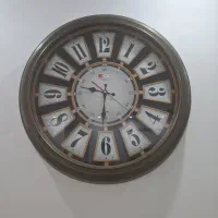 ساعت دیواری