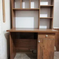 میز تحریر کتابخانه دار و کمد لباسی