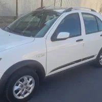 کوییک RS 402 سفید مشکی خانگی پارس خودرو