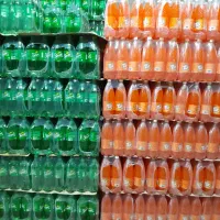 کار در فروشگاه مواد غذایی عمده