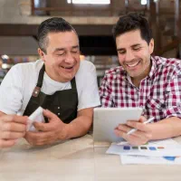 خدمات حسابداری رستوران ، کافی شاپ ، کترینگ