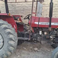 تراکتور کشاورزی