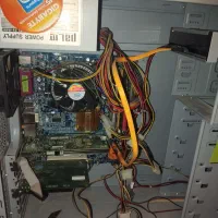 دو عدد کیس کامپیوتر|قطعات و لوازم جانبی رایانه|شیراز, فرهنگ شهر|دیوار