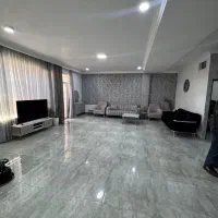 فروش آپارتمان ۳ طبقه با پیلوت آزادی