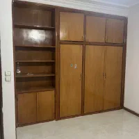 کمددیواری و درب اتاقی
