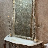آینه و شمعدان برنز