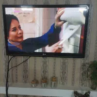 تلویزیون ۴۳ اینچ