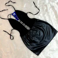 لباس خواب|لباس|اصفهان, برازنده|دیوار