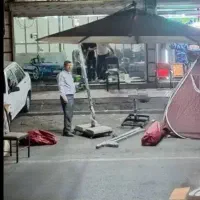 سایبان چتری بازویی