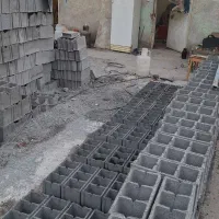 کارگر بلوک زن