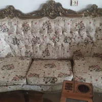 مبلمان سلطنتی سالم بدون شکستگی